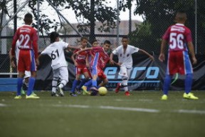 爱游戏体育官方入口-《FIFA》虚拟世界杯 —— 全民在线，足球梦想燃爆全场！，fifa足球世界虚拟摇杆是什么