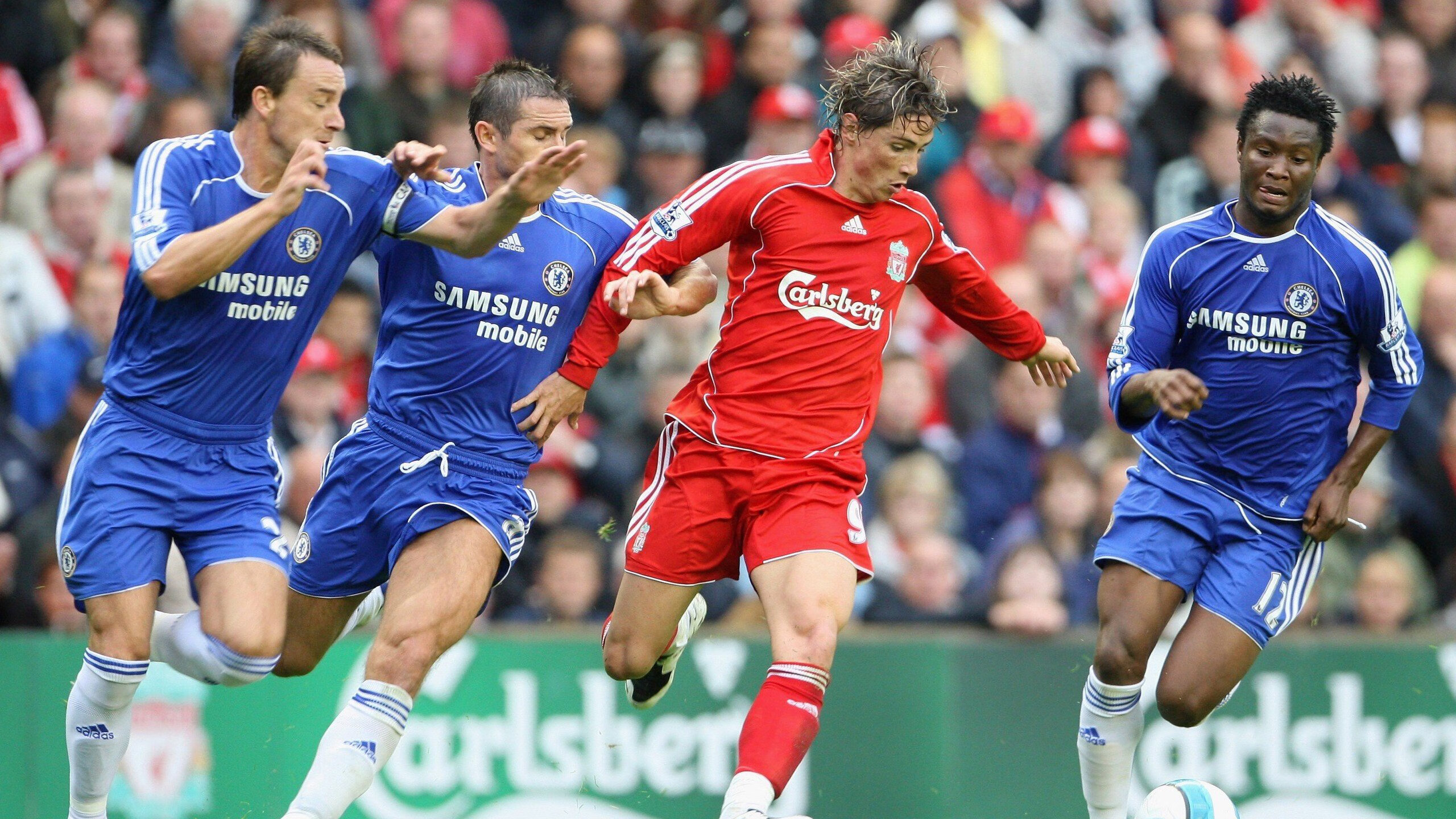 《FIFA》职业线上联赛名额争夺激烈,队伍布局逐步成形,fifa职业玩家